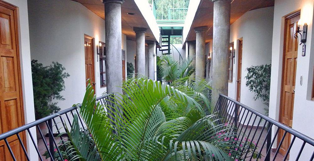 Hotel Arbol De Fuego San Salvador Buitenkant foto