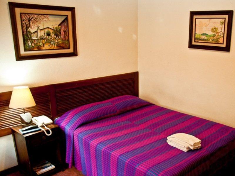 Hotel Arbol De Fuego San Salvador Buitenkant foto