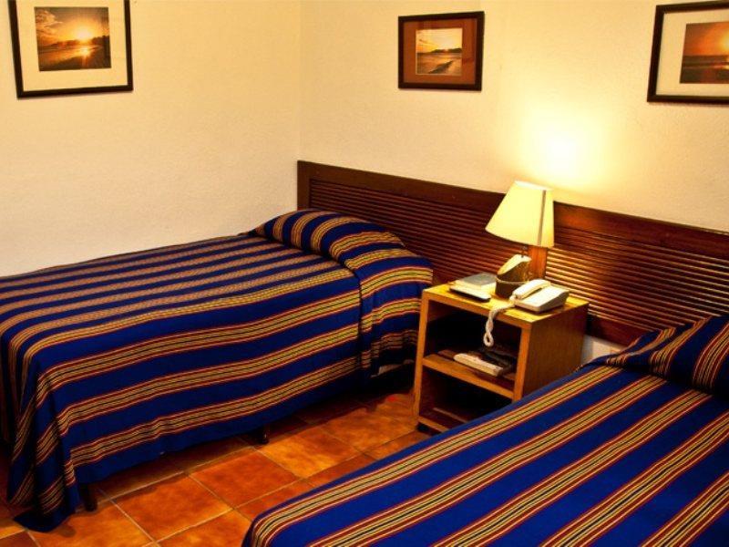 Hotel Arbol De Fuego San Salvador Buitenkant foto