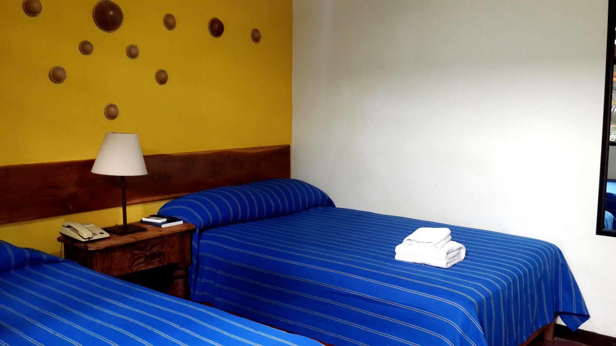 Hotel Arbol De Fuego San Salvador Buitenkant foto